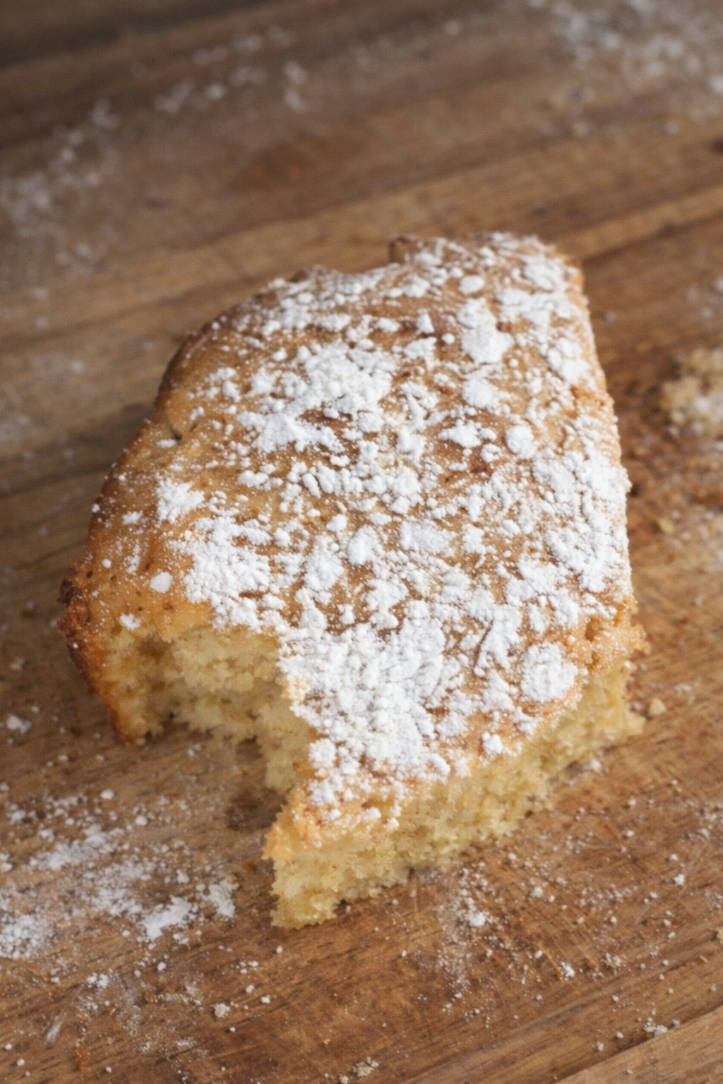 A Simple One-Layer Vanilla Cake